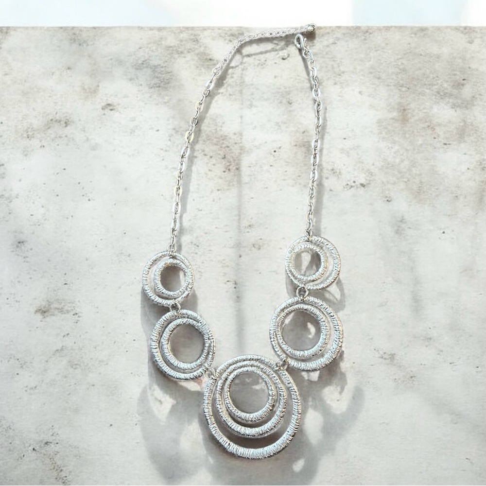 Silver Statement Large Round Circle Link Necklace